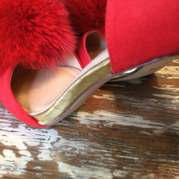 Liliana stiletto pointy toe suede pom pom heels - Picture 8 of 11